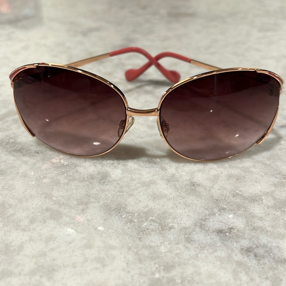 Jessica Simpson Sunglasses - Picture 1 of 5